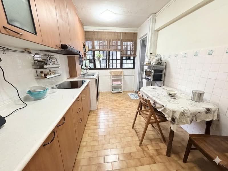 411 Eunos Road 5 HDB Flat For Sale at S$ 860,000 | PropertyGuru Singapore - Kitchen