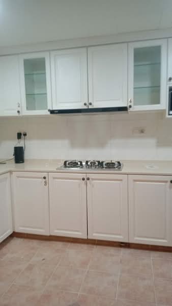 Eastvale, 37 Pasir Ris Drive 3, Room Rental, 120 sqft, Condominium For Rent, by Rahul, 500082009 - Kitchen - PropertyGuru.com.sg
