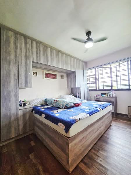 467A Bukit Batok West Avenue 9 HDB Flat For Sale at S$ 540,000 | PropertyGuru Singapore - Bedroom