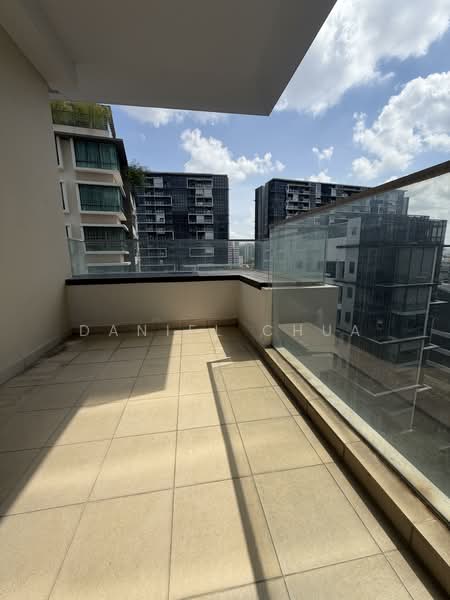 Platinum Edge, 18 Leicester Road, 2 Bedrooms, 796 sqft, Apartment For Rent, by Daniel Chua, 500082017 - Balcony - PropertyGuru.com.sg
