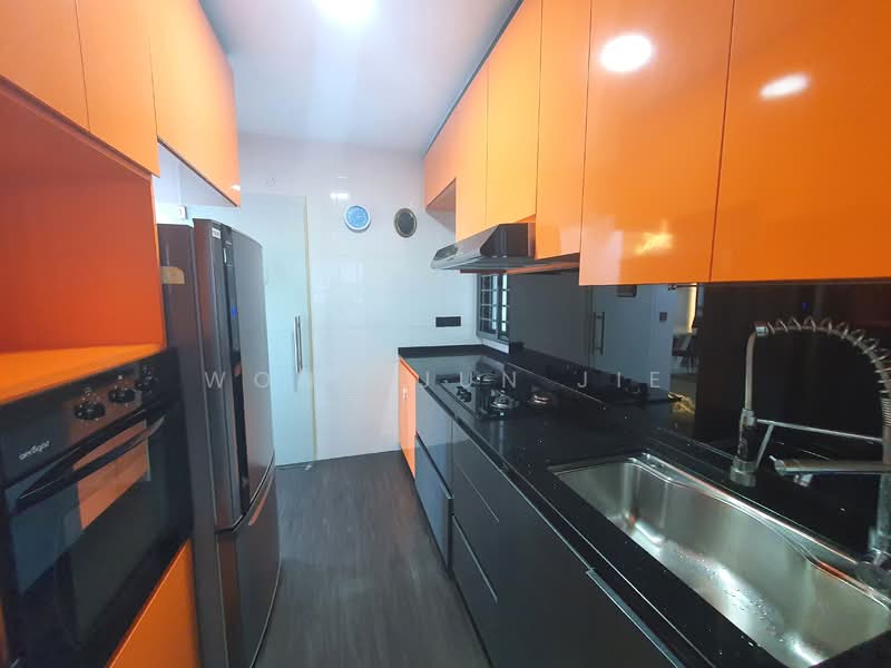 88 Dawson Road HDB Flat For Sale at S$ 980,000 | PropertyGuru Singapore - Kitchen