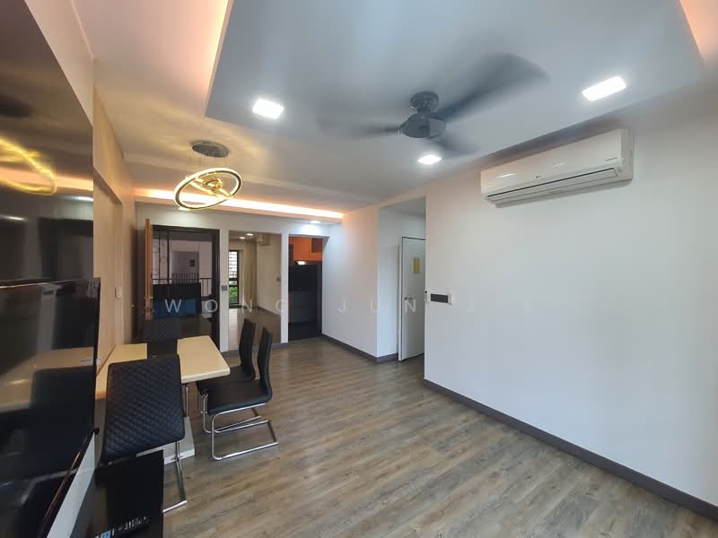 88 Dawson Road HDB Flat For Sale at S$ 980,000 | PropertyGuru Singapore - Living Room