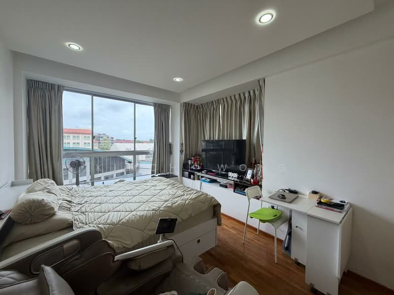 Oasis @ Elias Condominium For Sale at S$ 1,918,000 | PropertyGuru Singapore - Bedroom