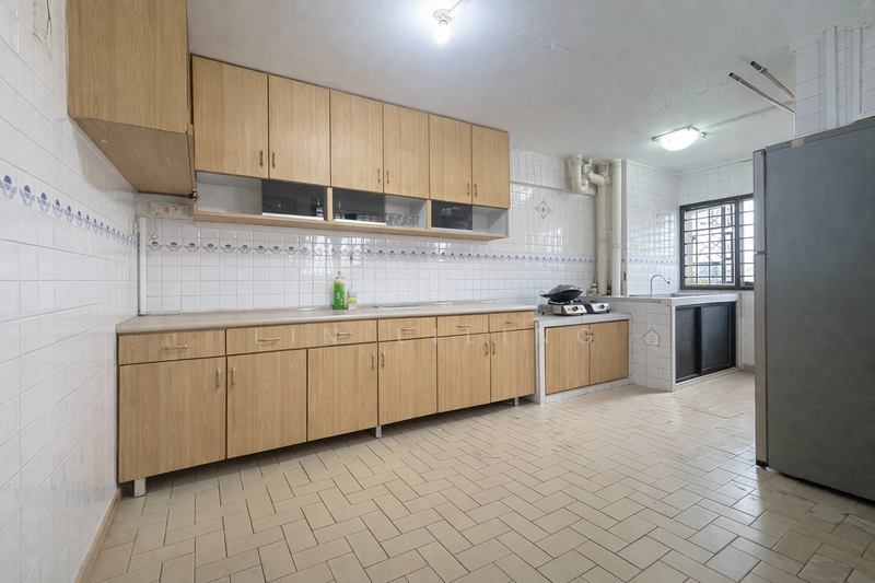 254 Tampines Street 21, 254 Tampines Street 21, Room Rental, 120 sqft, HDB Flat For Rent, by Lin Liling, 500082055 - Kitchen - PropertyGuru.com.sg