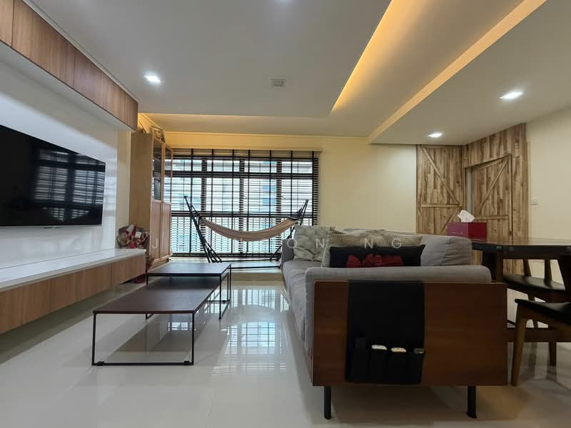 207B Compassvale Lane HDB Flat For Sale at S$ 708,000 | PropertyGuru Singapore - Living Room