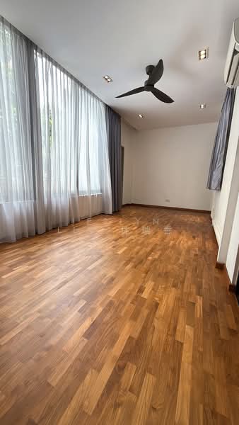 Beautiful 3 Storey European Designer Enclave at Swiss View Terraced House For Sale at S$ 5,600,000 | PropertyGuru Singapore - Interior