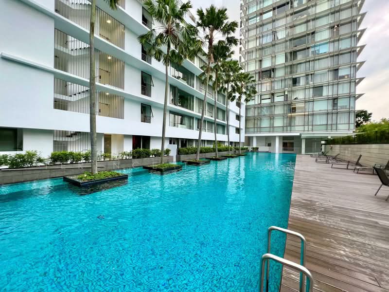 The Trumps Condominium For Sale at S$ 960,000 | PropertyGuru Singapore - Exterior