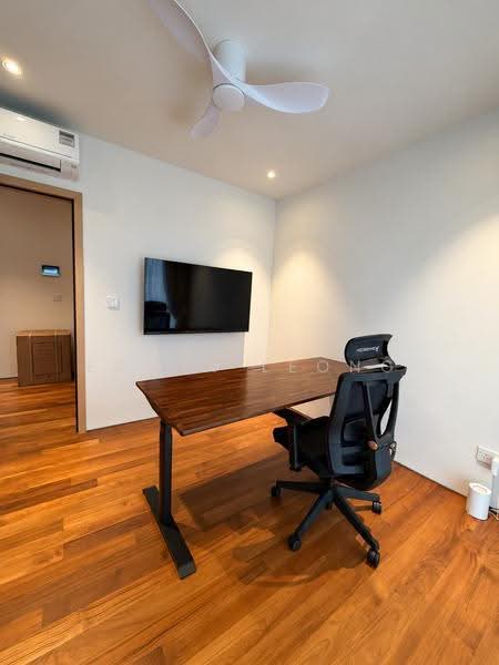 Golden Hill Estate, Li Hwan Drive, Hougang / Punggol / Sengkang, 6 Bedrooms, 5,500 sqft, Semi-Detached House For Sale, by Edwin Leong, 500082088 - Study - PropertyGuru.com.sg