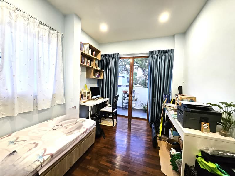 3.5 Storey Semi D within 1km to Tao Nan Semi-Detached House For Sale at S$ 6,200,000 | PropertyGuru Singapore - Bedroom