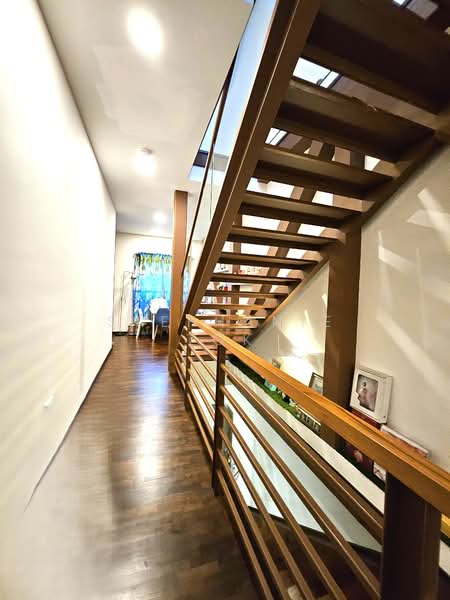 3.5 Storey Semi D within 1km to Tao Nan Semi-Detached House For Sale at S$ 6,200,000 | PropertyGuru Singapore - Corridor