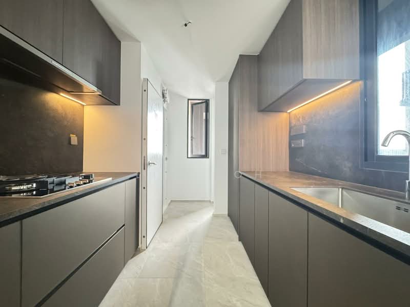 Tembusu Grand Condominium For Sale at S$ 4,200,000 | PropertyGuru Singapore - Kitchen