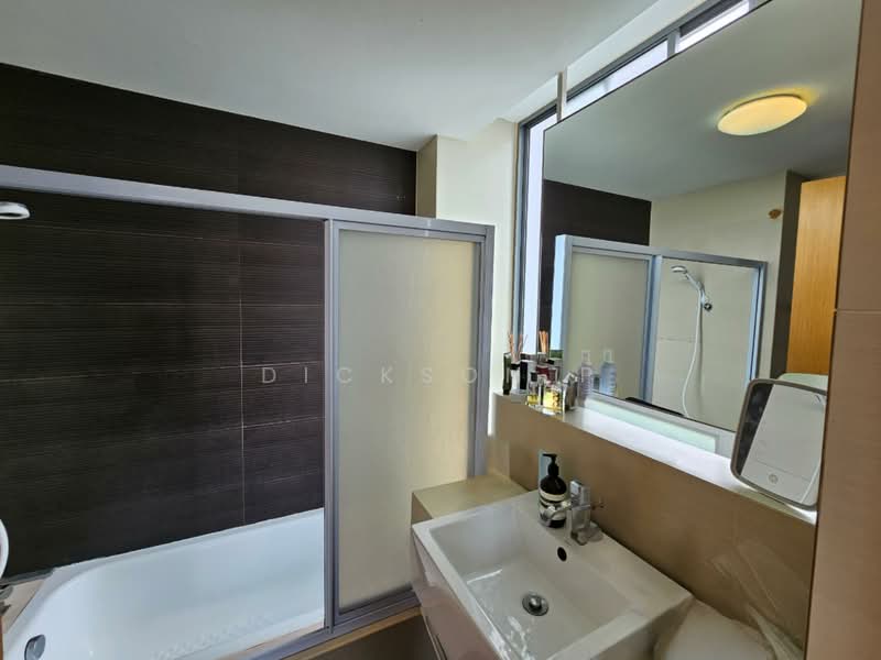Celestia Condominium For Sale at S$ 1,088,000 | PropertyGuru Singapore - Bathroom