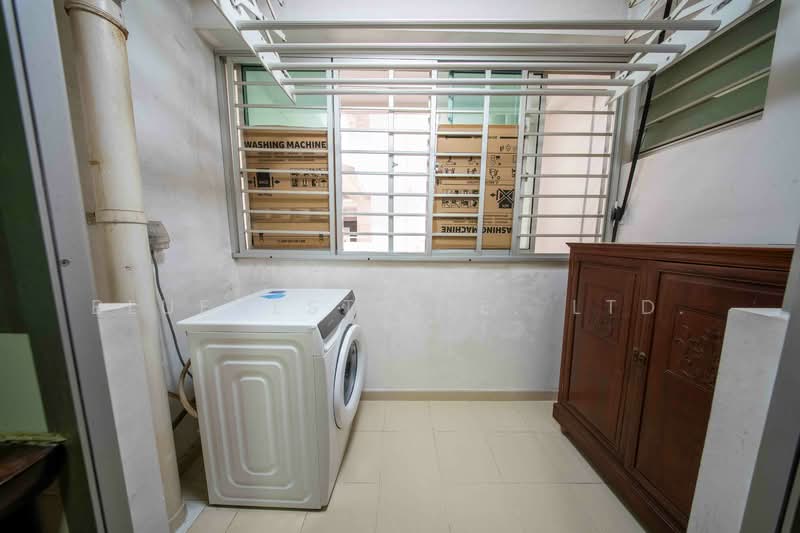 672B Edgefield Plains HDB Flat For Sale at S$ 548,000 | PropertyGuru Singapore - Interior