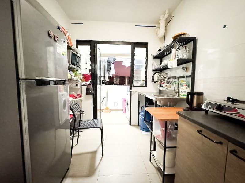 463B Bukit Batok Street 41, 463B Bukit Batok Street 41, 3 Bedrooms, 1,001 sqft, HDB Flat For Rent, by Amanda Keh, 500082168 - Kitchen - PropertyGuru.com.sg