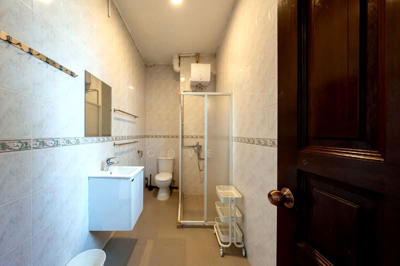 Botanic Gardens View, 19 Taman Serasi, Room Rental, 172 sqft, Apartment For Rent, by Cove, 500082169 - Bathroom - PropertyGuru.com.sg