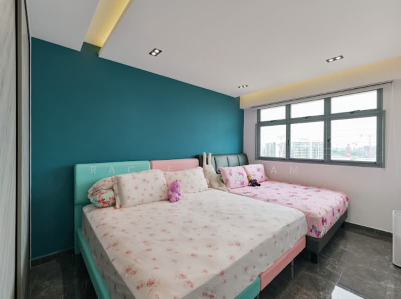 618B Tampines Street 61 HDB Flat For Sale at S$ 828,000 | PropertyGuru Singapore - Bedroom