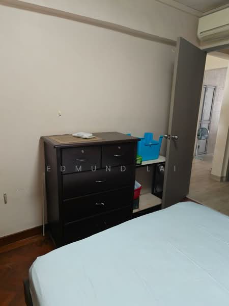 327 Hougang Avenue 5, 327 Hougang Avenue 5, Room Rental, 150 sqft, HDB Flat For Rent, by Edmund Lai, 500082189 - Bedroom - PropertyGuru.com.sg
