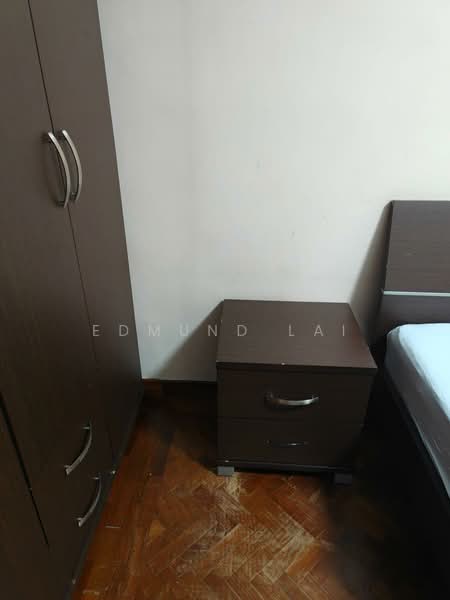 327 Hougang Avenue 5, 327 Hougang Avenue 5, Room Rental, 150 sqft, HDB Flat For Rent, by Edmund Lai, 500082189 - Bedroom - PropertyGuru.com.sg