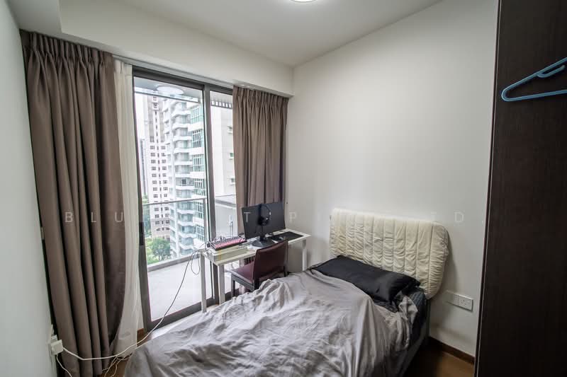 RV Altitude Condominium For Sale at S$ 1,650,000 | PropertyGuru Singapore - Bedroom