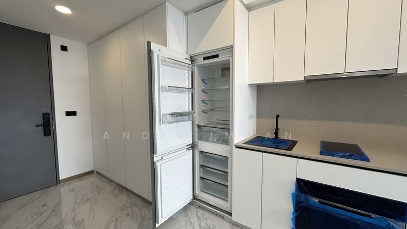 The Landmark, 173 Chin Swee Road, 1 Bedroom, 495 sqft, Condominium For Rent, by Andik Imran, 500082200 - Kitchen - PropertyGuru.com.sg