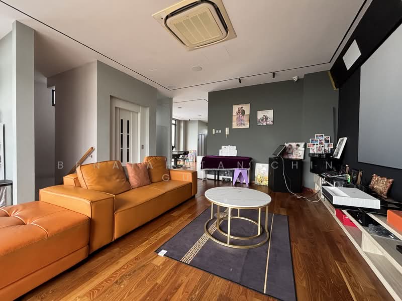 3.5 Storey, 8 Bedrooms, 7 toilets with Lift and Solar panels Semi-Detached Semi-Detached House For Sale at S$ 8,900,000 | PropertyGuru Singapore - Living Room