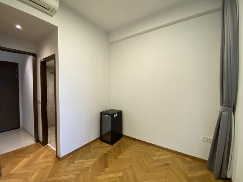 38 Jervois Condominium For Sale at S$ 1,600,000 | PropertyGuru Singapore - Bedroom 