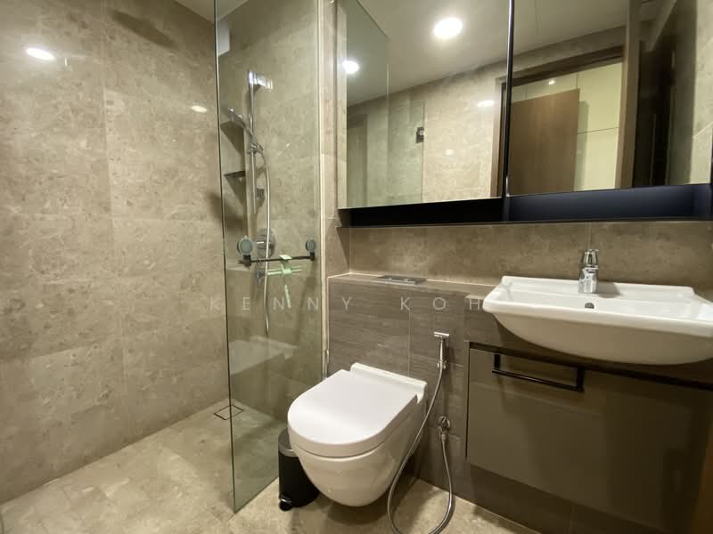 38 Jervois Condominium For Sale at S$ 1,600,000 | PropertyGuru Singapore - Bathroom