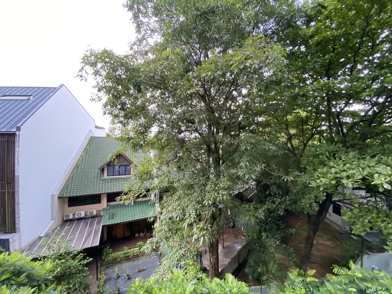 38 Jervois Condominium For Sale at S$ 1,600,000 | PropertyGuru Singapore - Exterior View