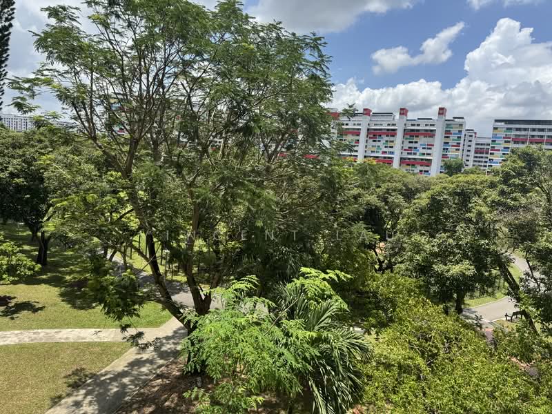 755 Yishun Street 72 HDB Flat For Sale at S$ 530,000 | PropertyGuru Singapore - Exterior