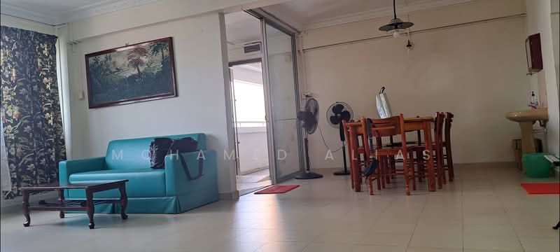 205 Serangoon Central HDB Flat For Sale at S$ 948,000 | PropertyGuru Singapore - Living Room