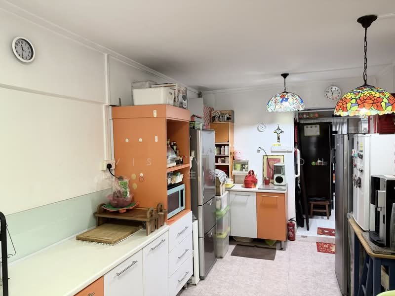 9 Gloucester Road HDB Flat For Sale at S$ 668,000 | PropertyGuru Singapore - Kitchen