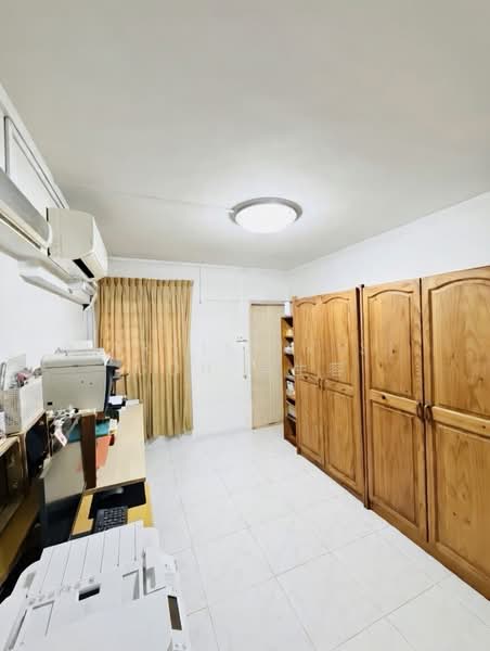 9 Gloucester Road HDB Flat For Sale at S$ 668,000 | PropertyGuru Singapore - Interior