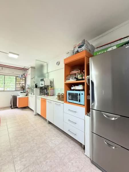 9 Gloucester Road, 9 Gloucester Road, 3 Bedrooms, 980 sqft, HDB Flat For Sale, by Jarvis (Vis) Goh 吴生容, 500082241 - Kitchen - PropertyGuru.com.sg