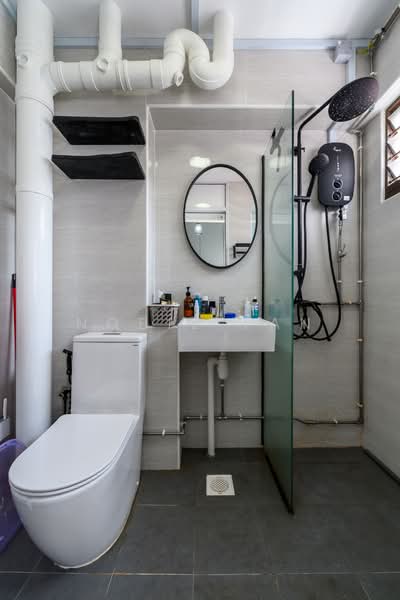 440 Hougang Avenue 8 HDB Flat For Sale at S$ 698,000 | PropertyGuru Singapore - Bathroom
