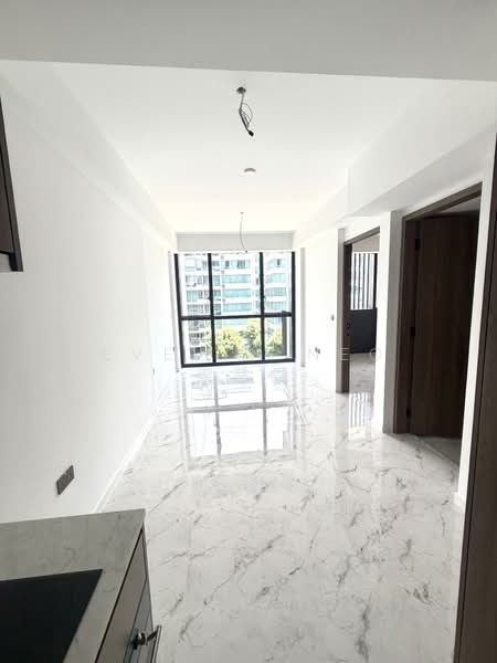 For Sale - Sceneca Residence