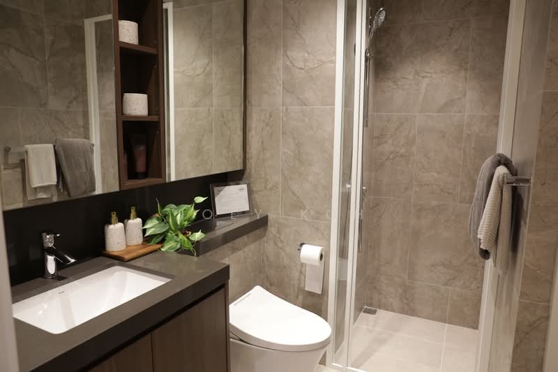 The Arcady At Boon Keng Condominium For Sale at S$ 1,978,000 | PropertyGuru Singapore - Bathroom