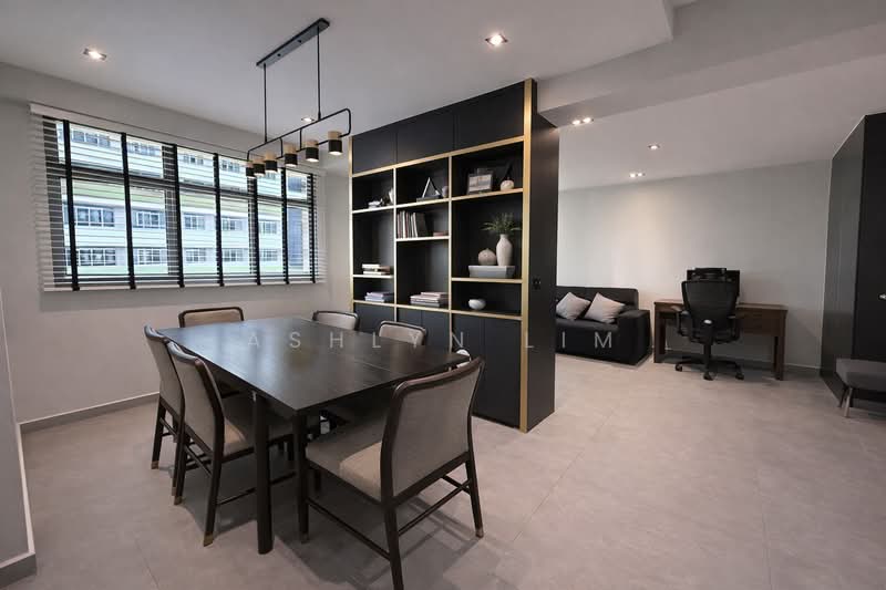 620A Tampines Street 61 HDB Flat For Sale at S$ 760,000 | PropertyGuru Singapore - Dining Room