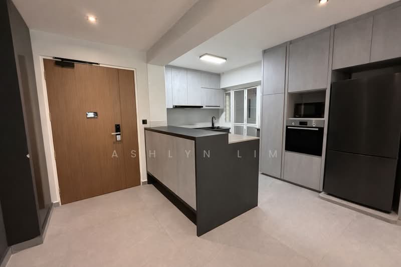 620A Tampines Street 61 HDB Flat For Sale at S$ 760,000 | PropertyGuru Singapore - Kitchen