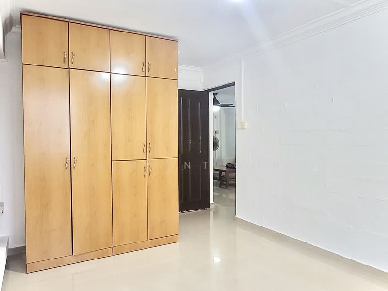 8 Jalan Bukit Ho Swee HDB Flat For Sale at S$ 388,000 | PropertyGuru Singapore - Bedroom 2