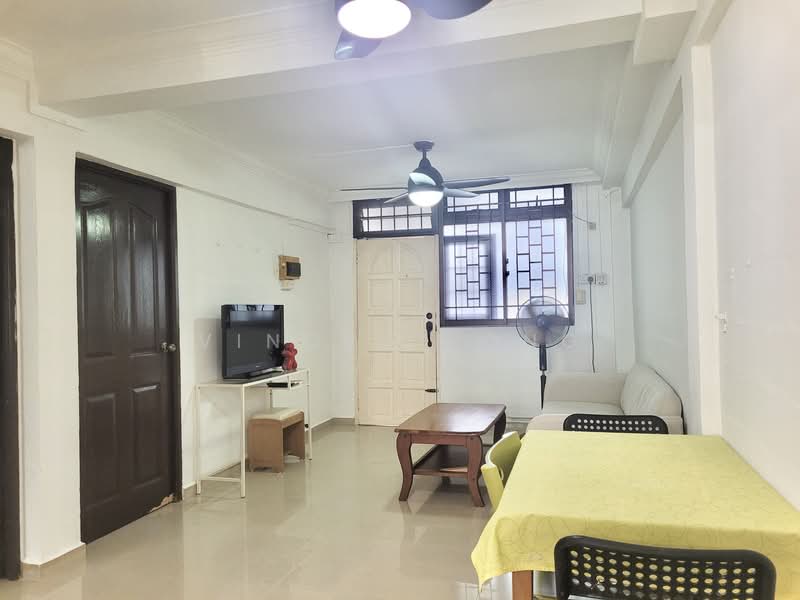 8 Jalan Bukit Ho Swee HDB Flat For Sale at S$ 388,000 | PropertyGuru Singapore - Living Room