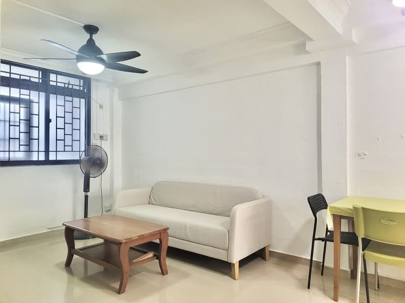 8 Jalan Bukit Ho Swee HDB Flat For Sale at S$ 388,000 | PropertyGuru Singapore - Living Room