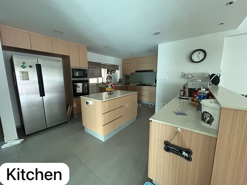 Landridge Condo, 202 Pasir Panjang Road, 4 Bedrooms, 1,894 sqft, Condominium For Rent, by Ally Khoo, 500082309 - Kitchen - PropertyGuru.com.sg