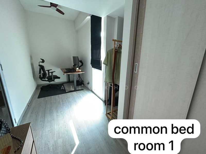Landridge Condo, 202 Pasir Panjang Road, 4 Bedrooms, 1,894 sqft, Condominium For Rent, by Ally Khoo, 500082309 - Bedroom - PropertyGuru.com.sg