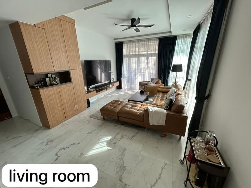 Landridge Condo, 202 Pasir Panjang Road, 4 Bedrooms, 1,894 sqft, Condominium For Rent, by Ally Khoo, 500082309 - Living Room - PropertyGuru.com.sg