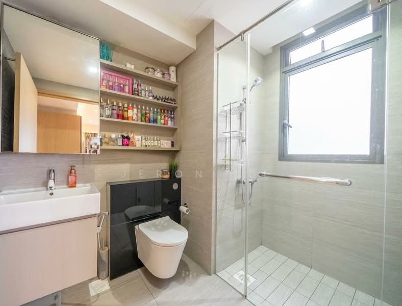 Parc Life, 23 Sembawang Crescent, 3 Bedrooms, 936 sqft, Executive Condominium For Rent, by Jeron Lee, 500082336 - Bathroom - PropertyGuru.com.sg
