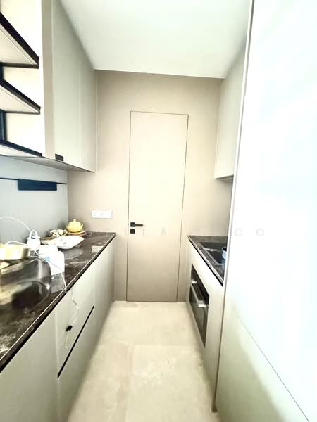 Perfect Ten Condominium For Sale at S$ 2,600,000 | PropertyGuru Singapore - Kitchen