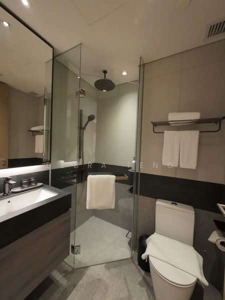 MBER, , 3 Bedrooms, 920 sqft, Condominium For Rent, by Debra Teng, 500082359 - Bathroom - PropertyGuru.com.sg