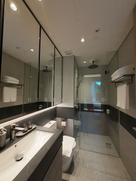 MBER, , 3 Bedrooms, 920 sqft, Condominium For Rent, by Debra Teng, 500082359 - Bathroom - PropertyGuru.com.sg