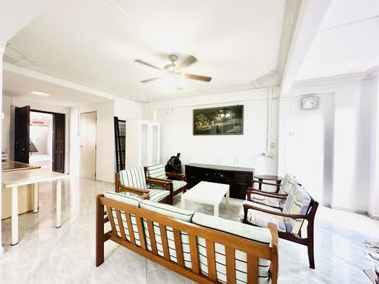 For Rent - 615 Woodlands Avenue 4