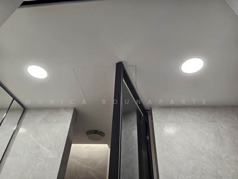 Amber Park, 18A Amber Gardens, 2 Bedrooms, 700 sqft, Condominium For Rent, by Monica Bounaparte, 500082396 - Bathroom - PropertyGuru.com.sg